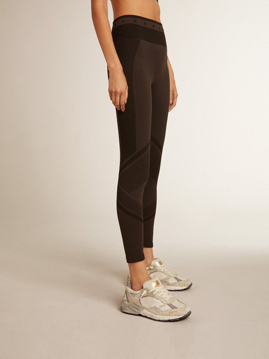 zwarte dameslegging met gemengde stiksels