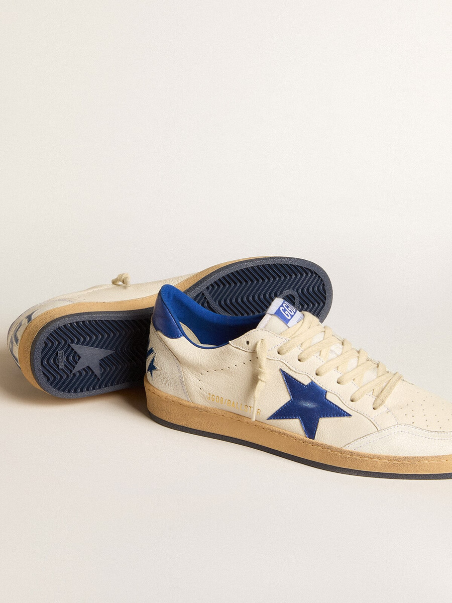 heren ball star wishes in wit nappaleer met een felblauwe ster en hielband.