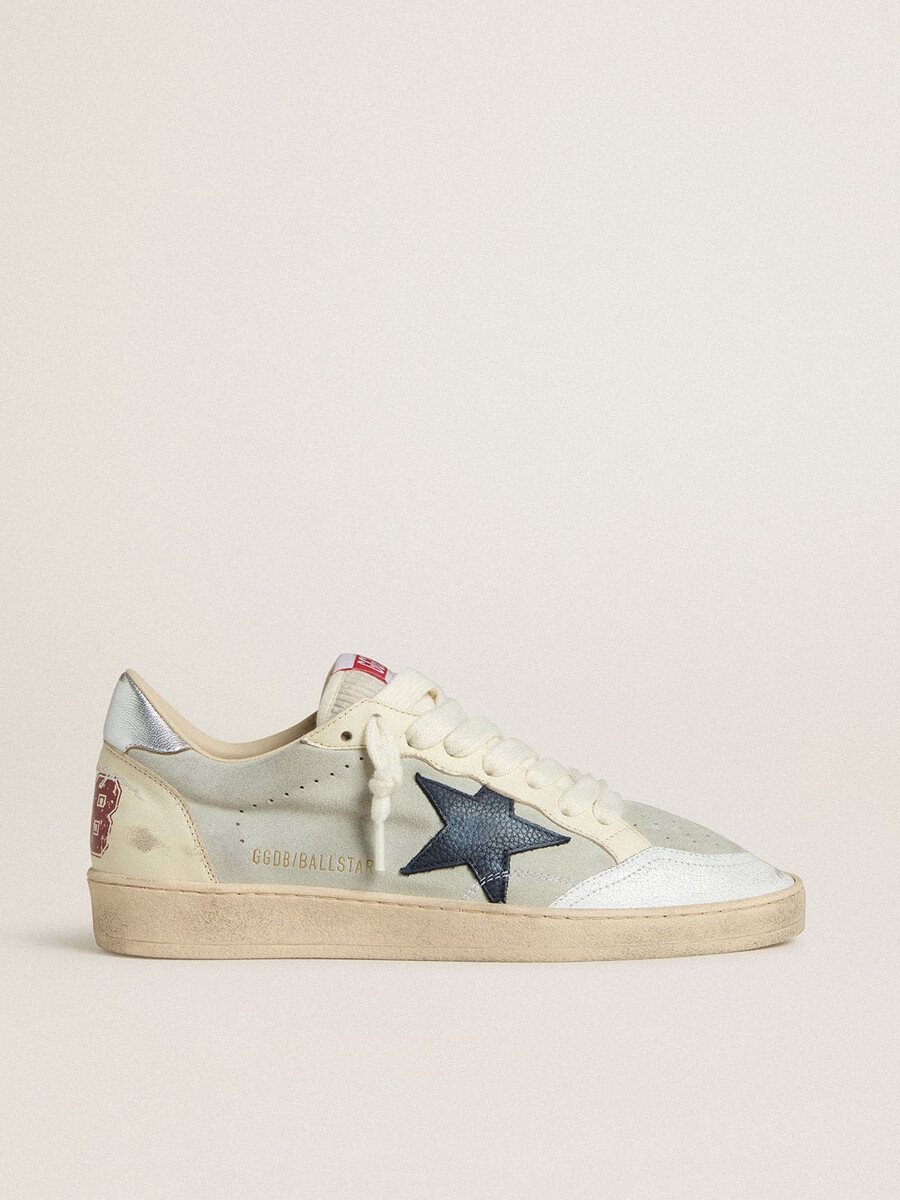 heren ball star in grijs suède met blauwe nubuck ster en hielstuk van gelamineerd leer.