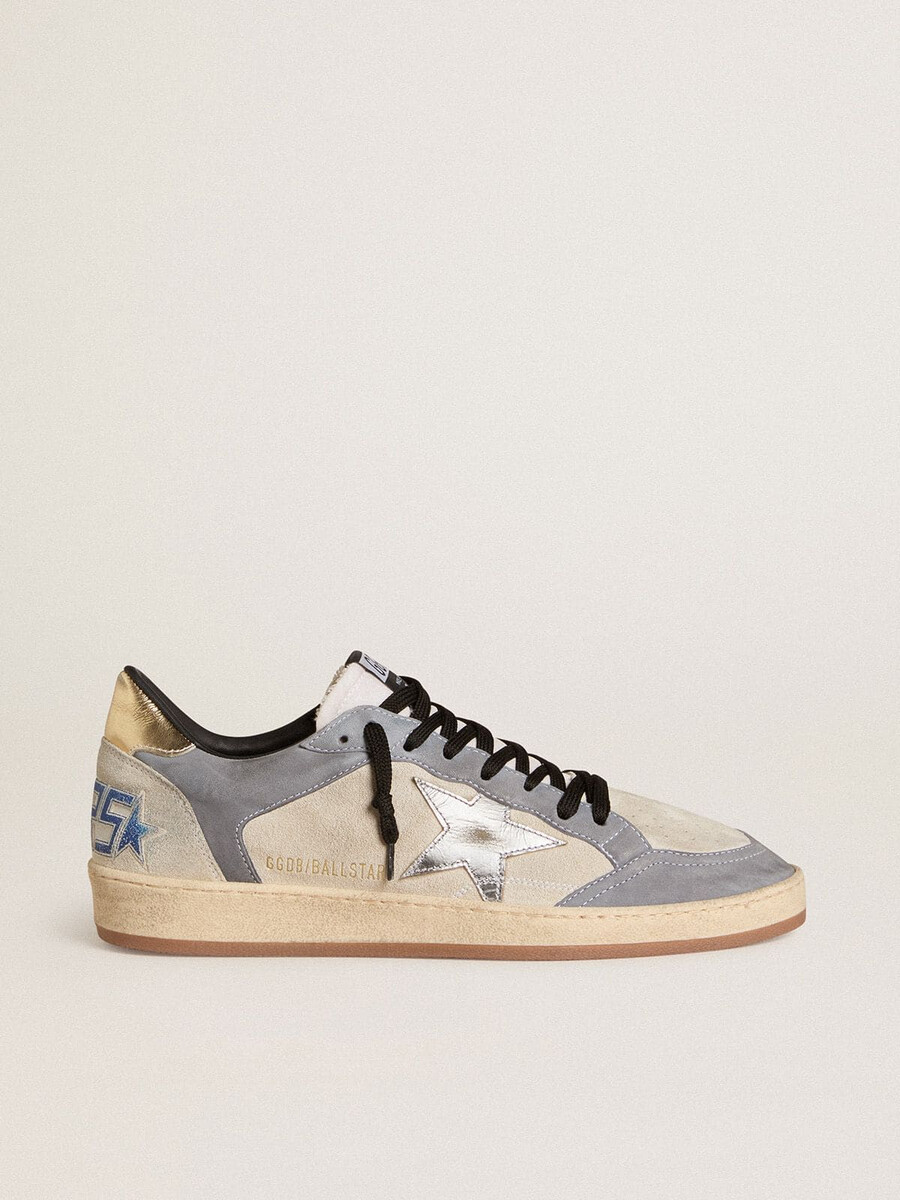 heren ball star van suède en nubuck met een zilverkleurige metallic leren ster en een goudkleurig metallic leren hielstuk.