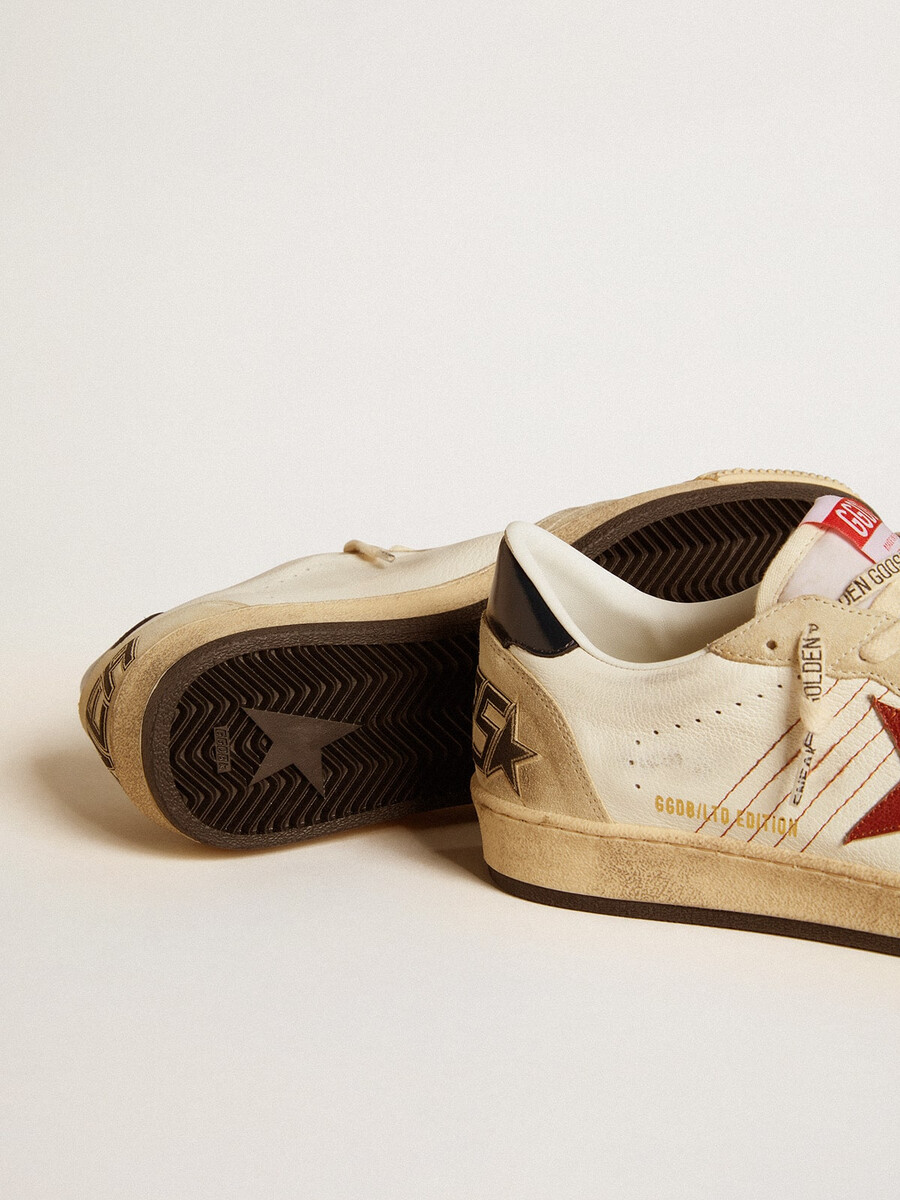 ball star ltd herenschoen van nappaleer met rode leren ster en leren hielstuk.