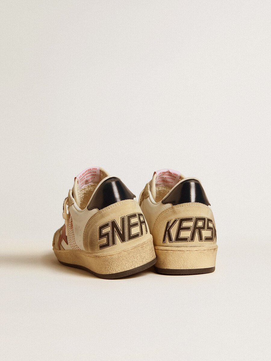ball star ltd herenschoen van nappaleer met rode leren ster en leren hielstuk.