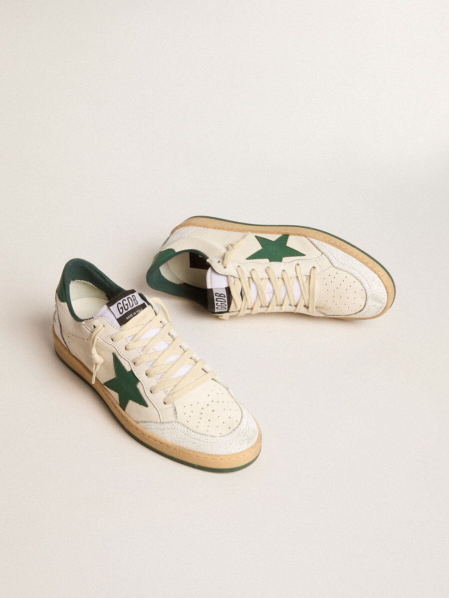 dames ball star wishes in wit nappaleer met groene leren ster en hielstuk.