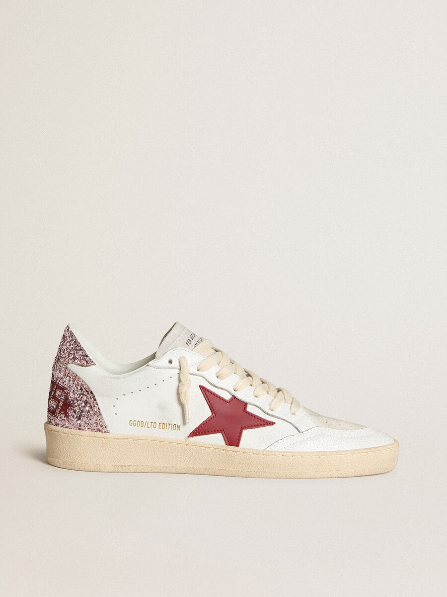 dames ball star ltd met rode leren ster en roze glitter hielstuk.