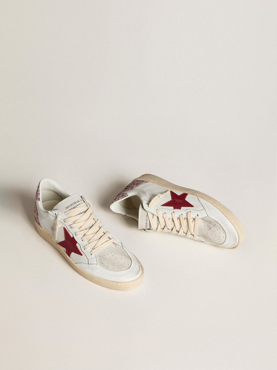 dames ball star ltd met rode leren ster en roze glitter hielstuk.
