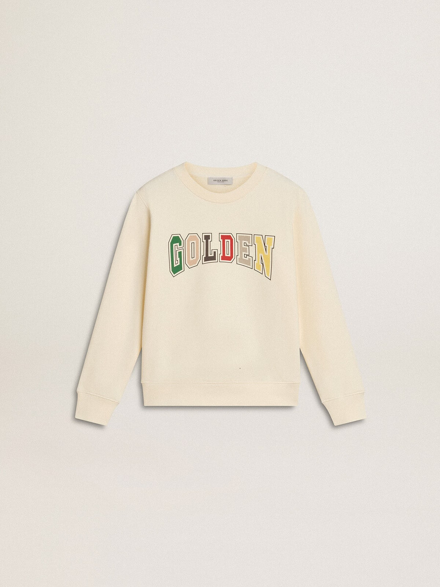 sweatshirt in verouderd wit met veelkleurige gouden letters op de voorkant.
