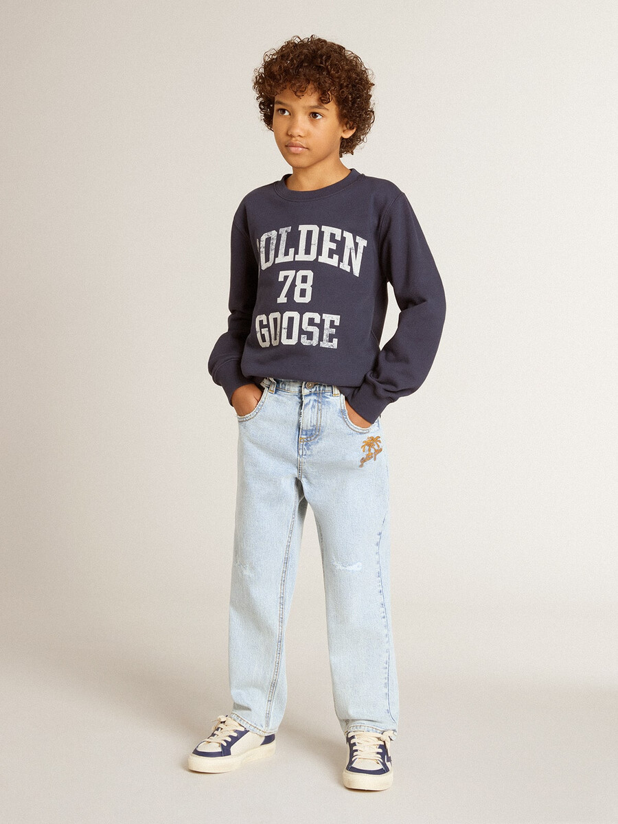 donkerblauwe jongenssweatshirt met witte opdruk