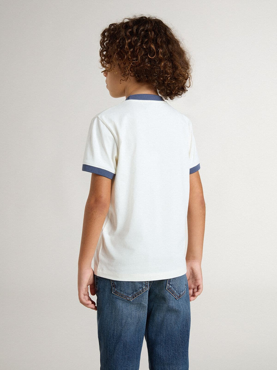 wit t-shirt voor jongens met blauwe opdruk