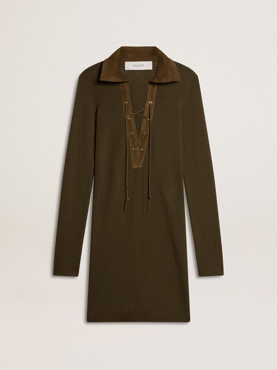 militairgroene wollen minijurk met leren details.