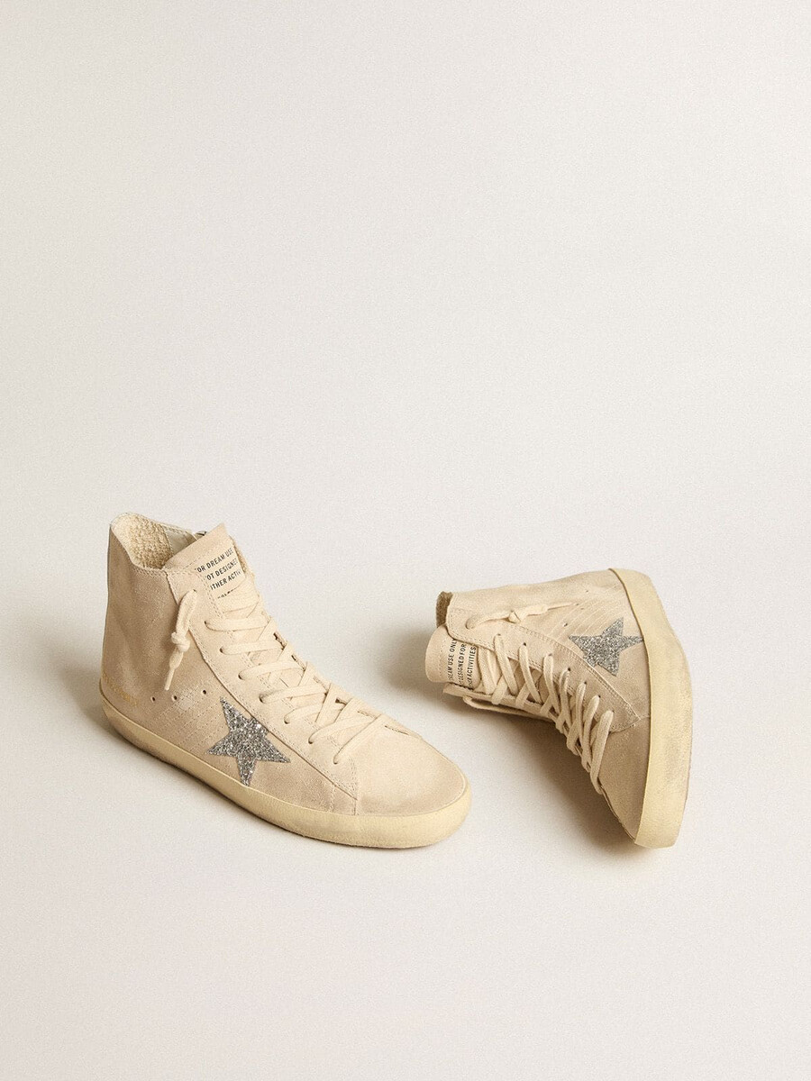 damesschoen francy in beige suède met zilveren glitterster.