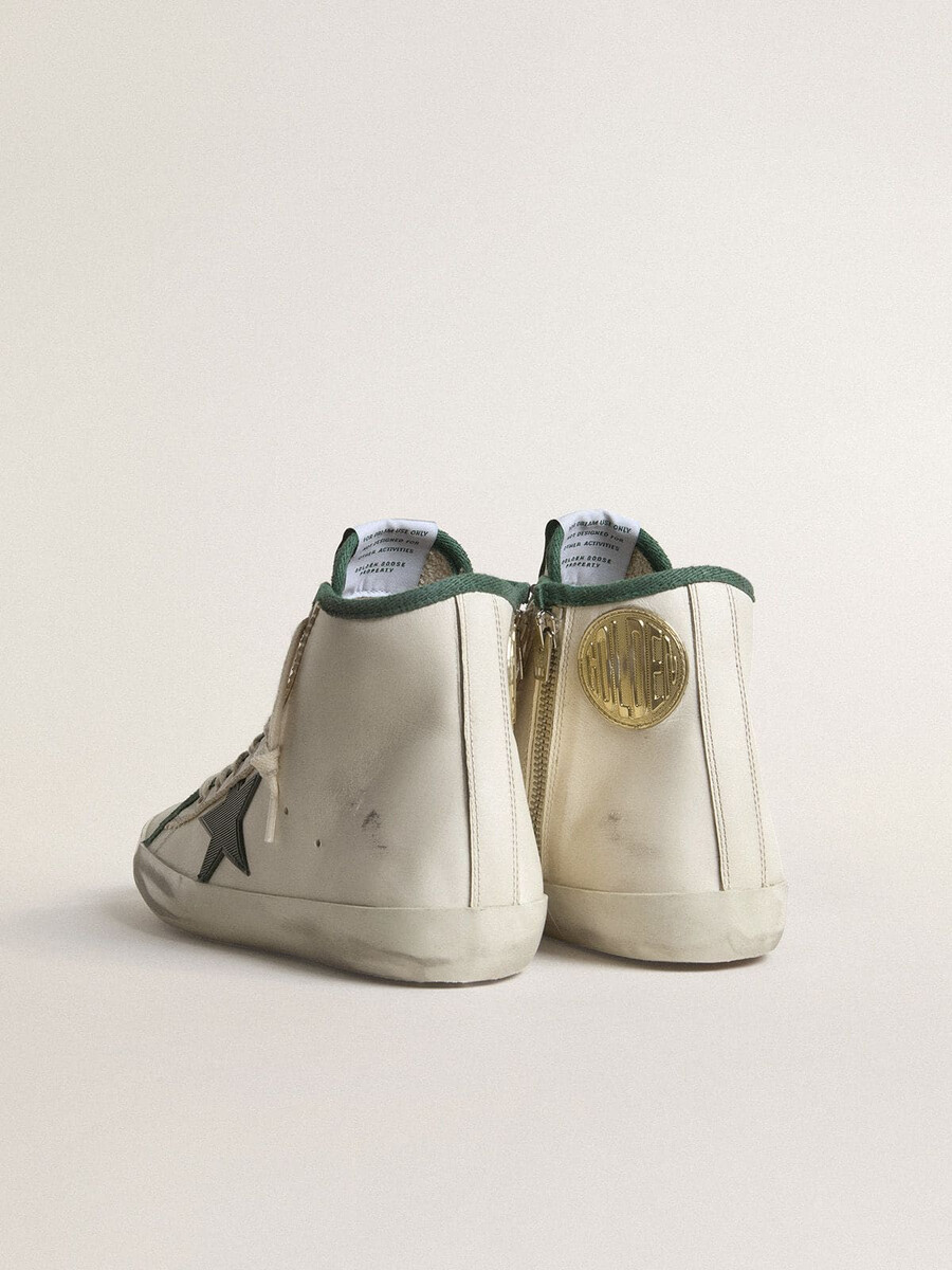 damesschoenen francy ltd van nappaleer met groene rubberen ster.