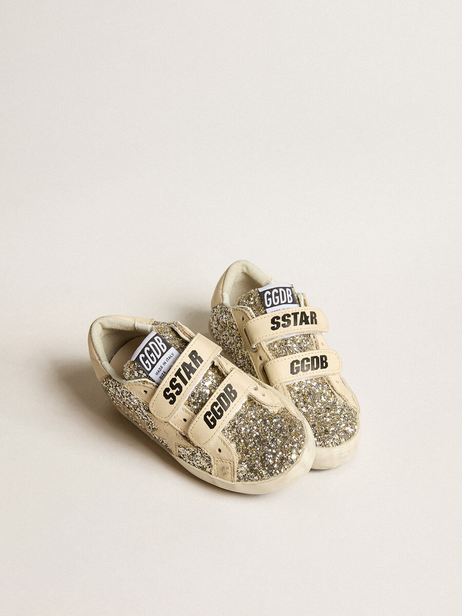 old school junior in platina glitter met leren ster en hielstuk.