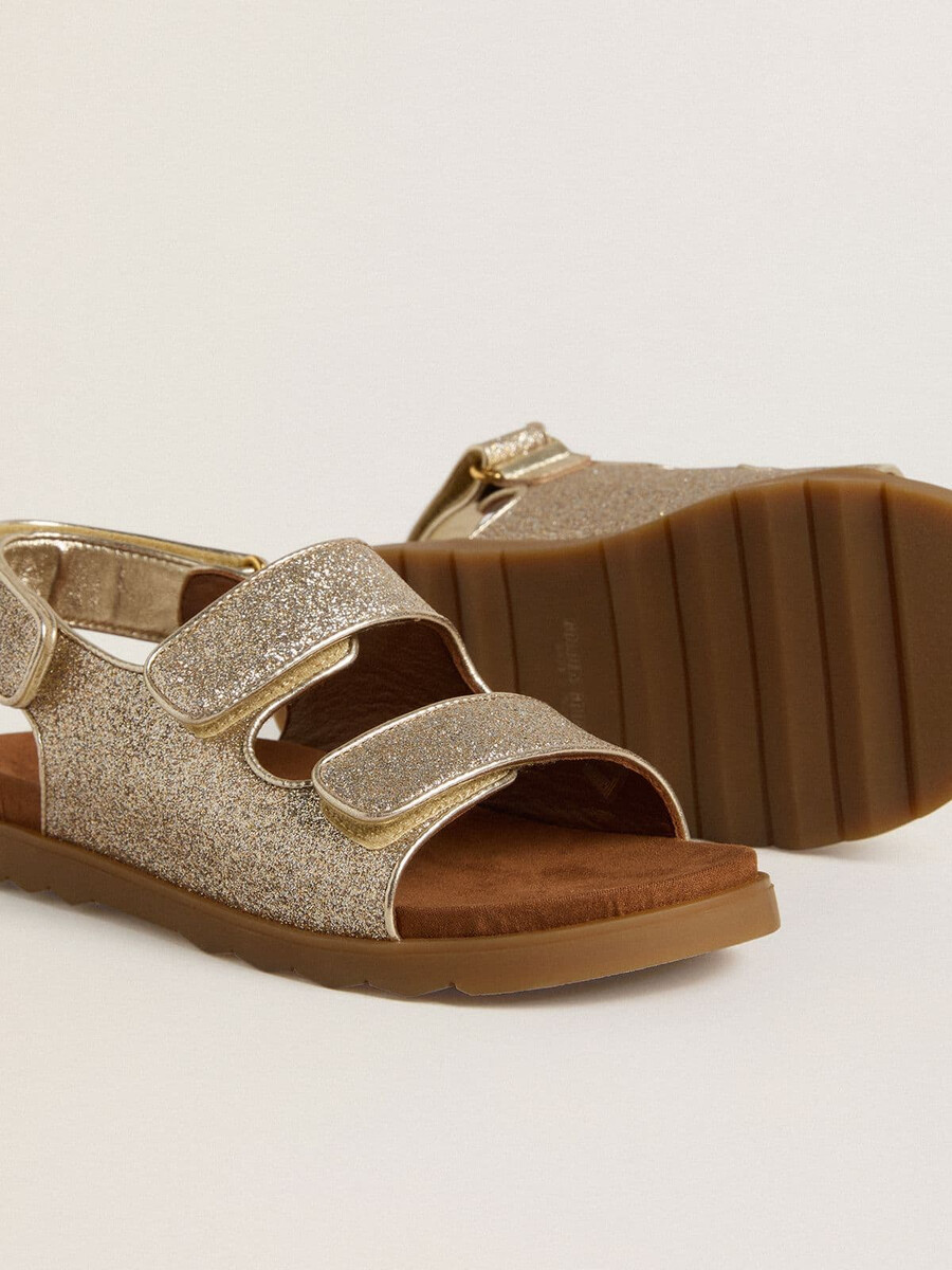 noa young sandalen met microglitters en platinakleurig leer