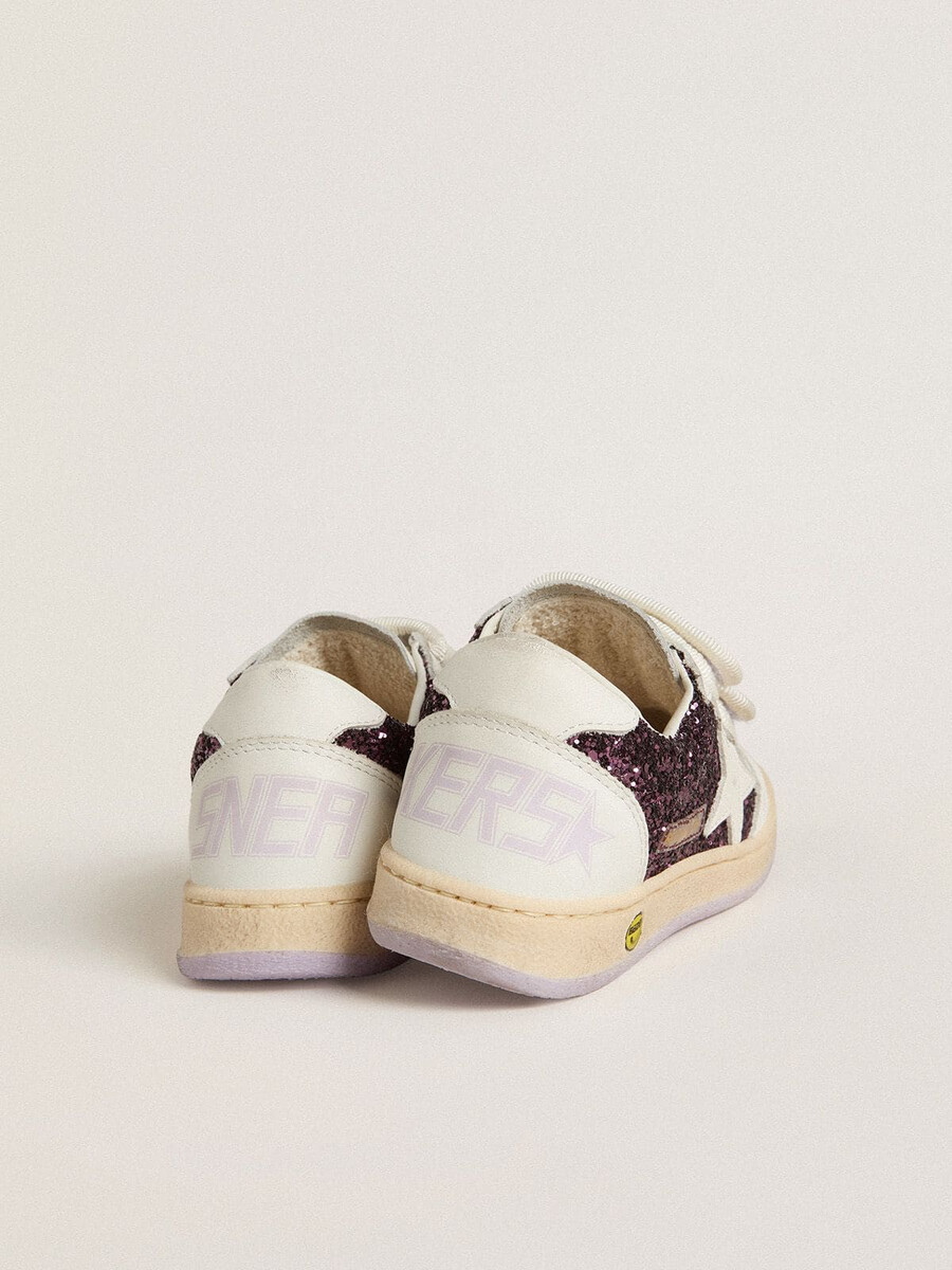 young ball star in paarse glitter met witte leren ster en hielstuk.