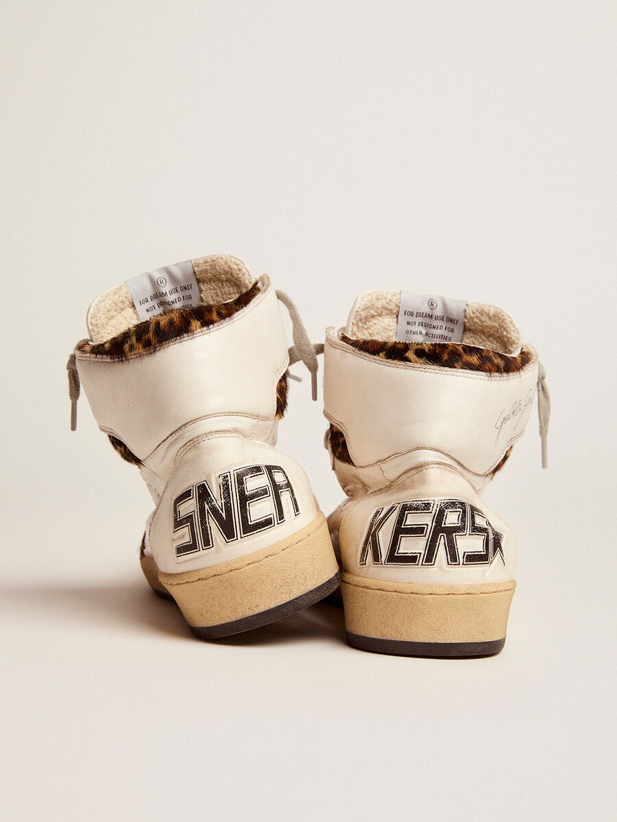sky-star sneakers met logo op de enkel en inzetstukken van ponyhuid met luipaardprint.