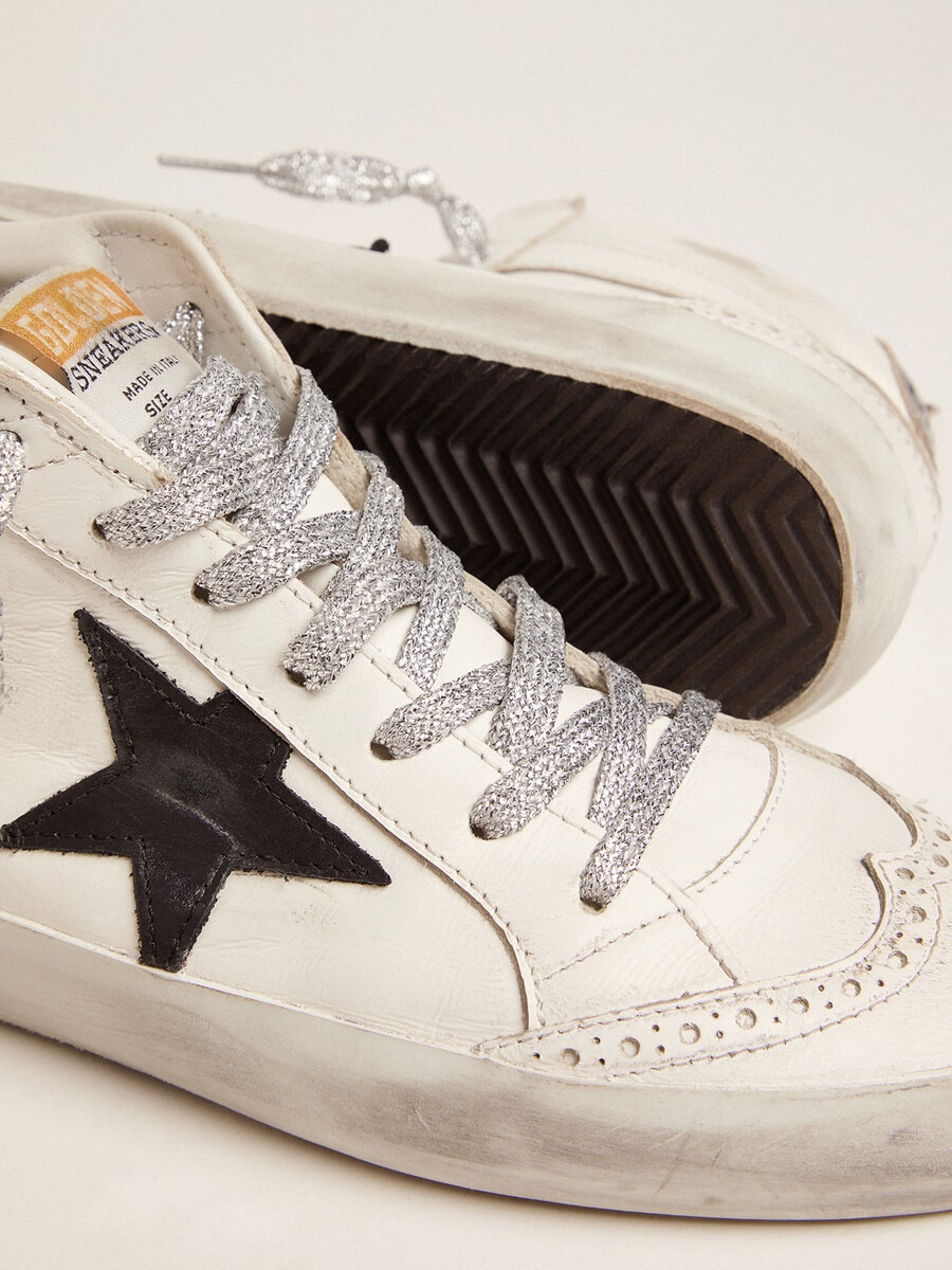 dames mid star met gelamineerd hielstuk en glitterveters