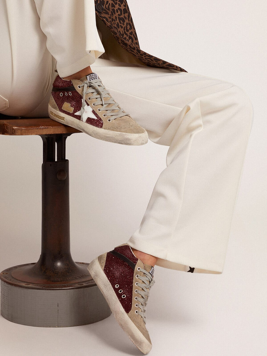 dames mid star in bordeauxrode glitter met grijze accenten en witte ster