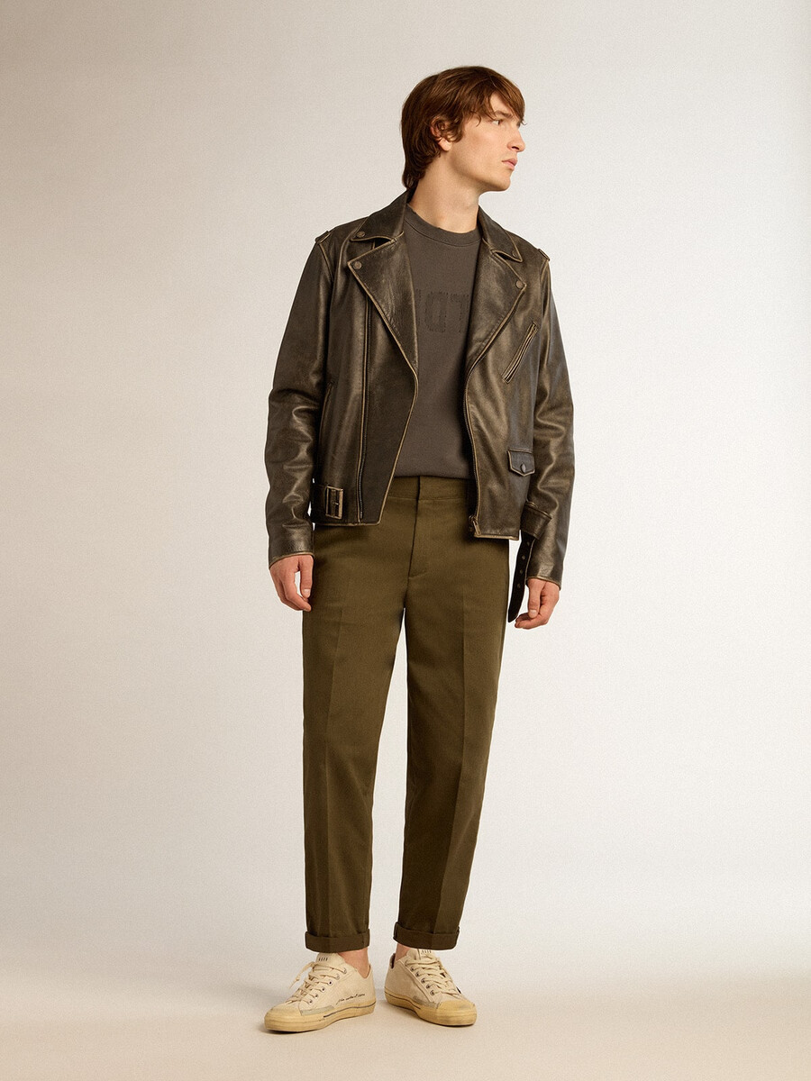 militairgroene chinos uit de golden collection