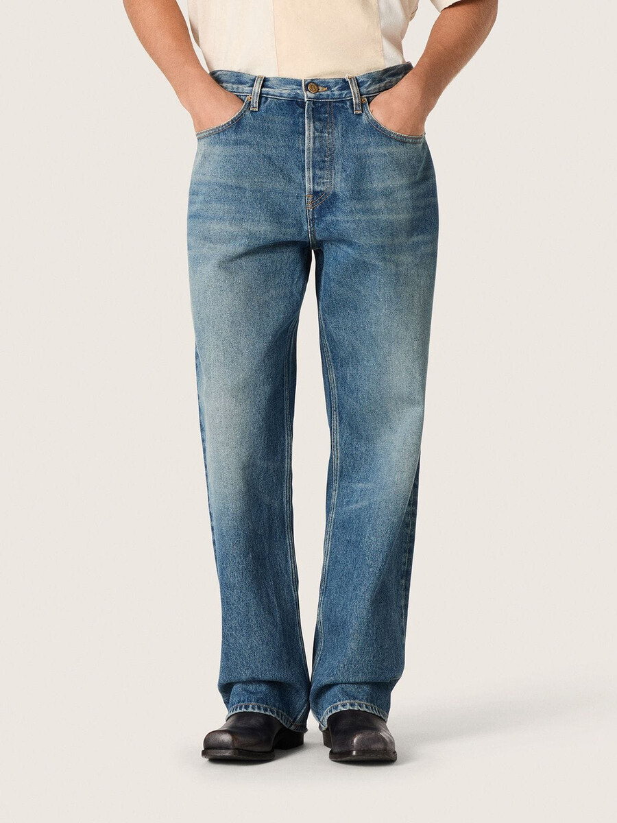 blauwe lichtblauwe losse jeans