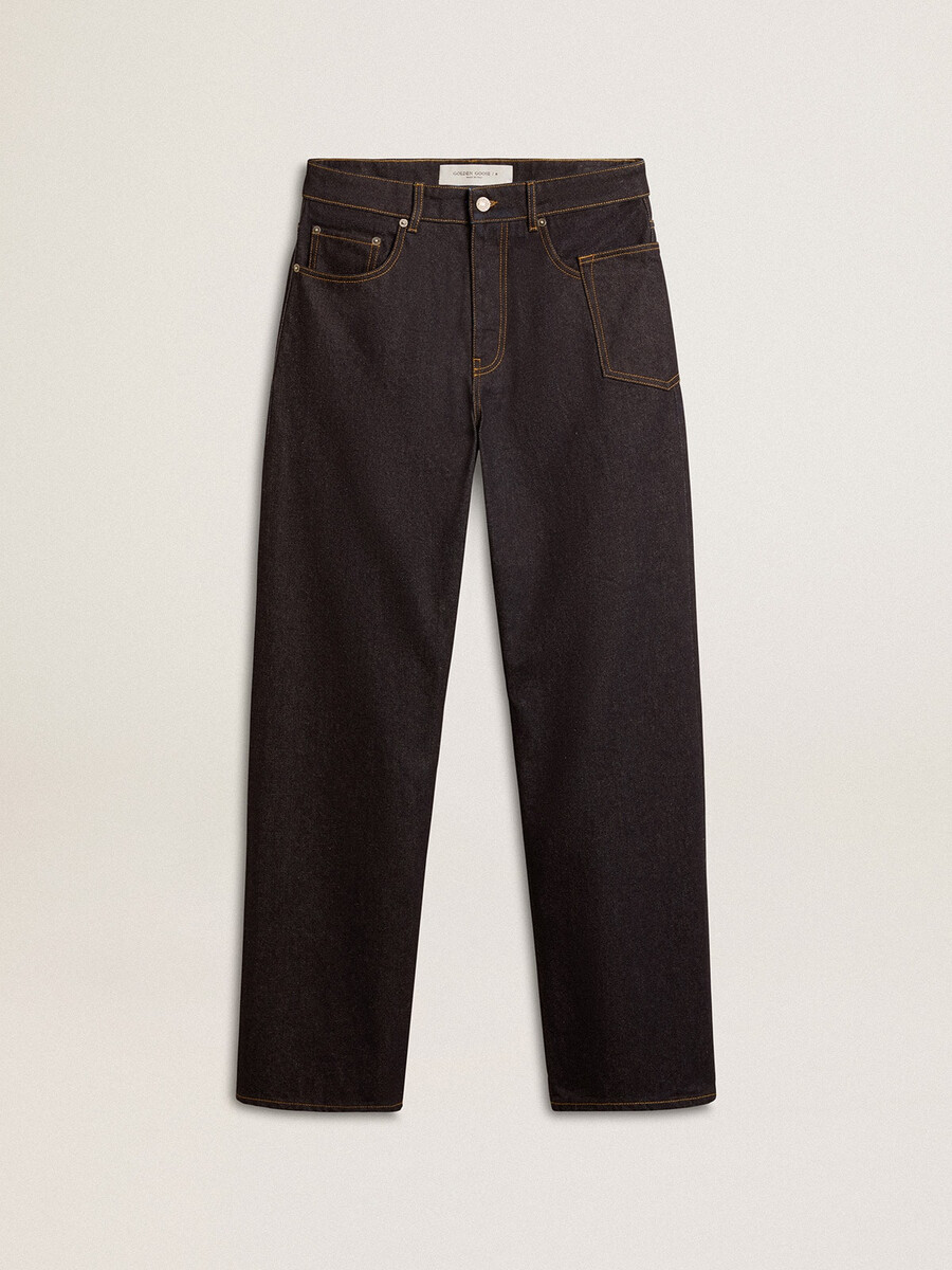 donkerblauwe herenjeans met wijde pijpen van denim met een lichte wassing.