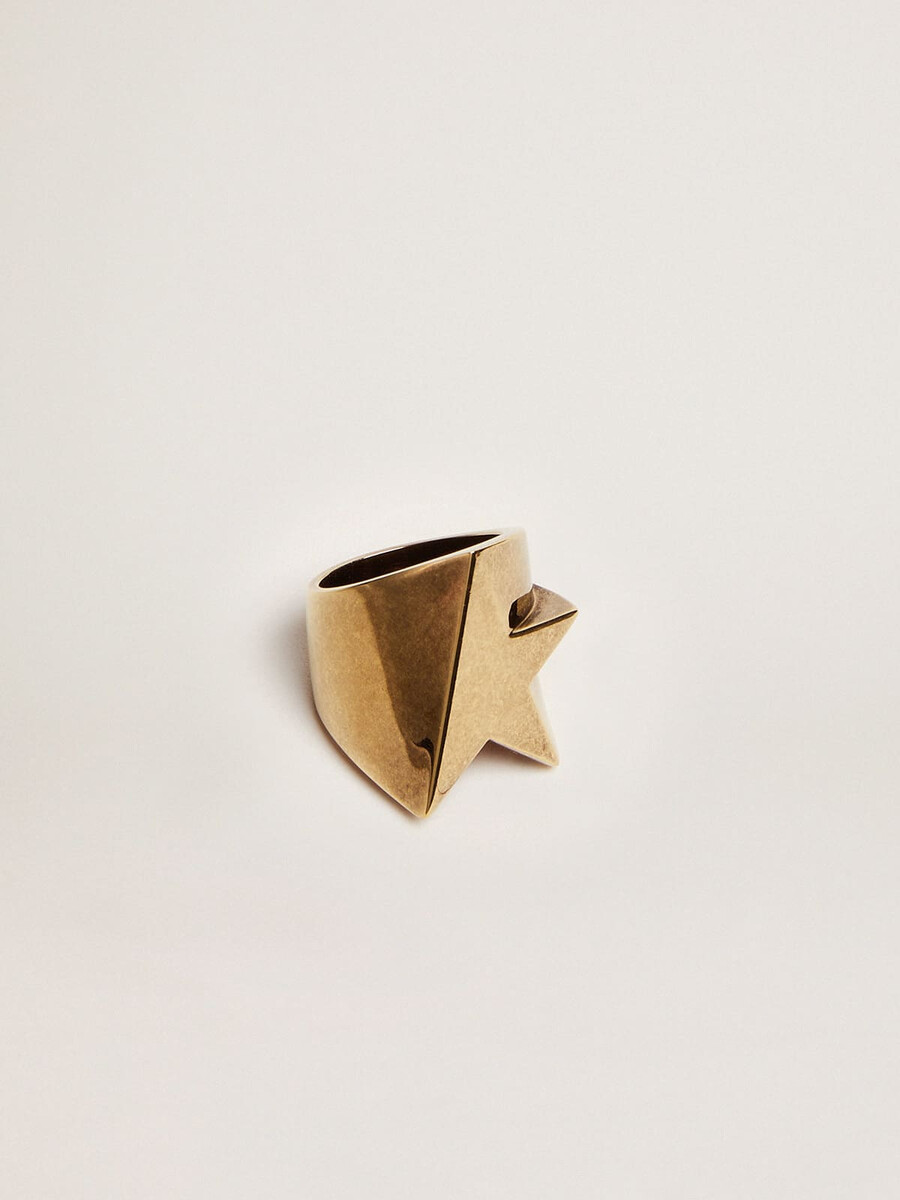ring in antiek goudkleur