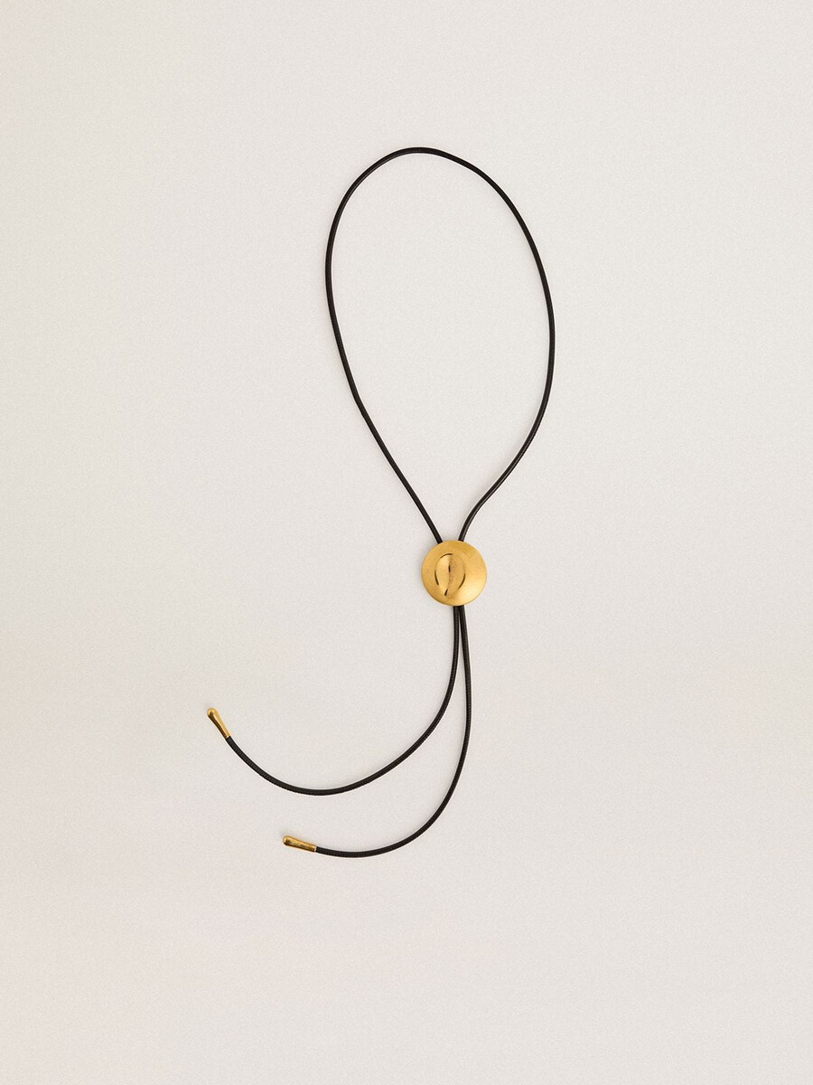 jewelmates bolo tie ketting van zwart leer met antiek gouden metalen details