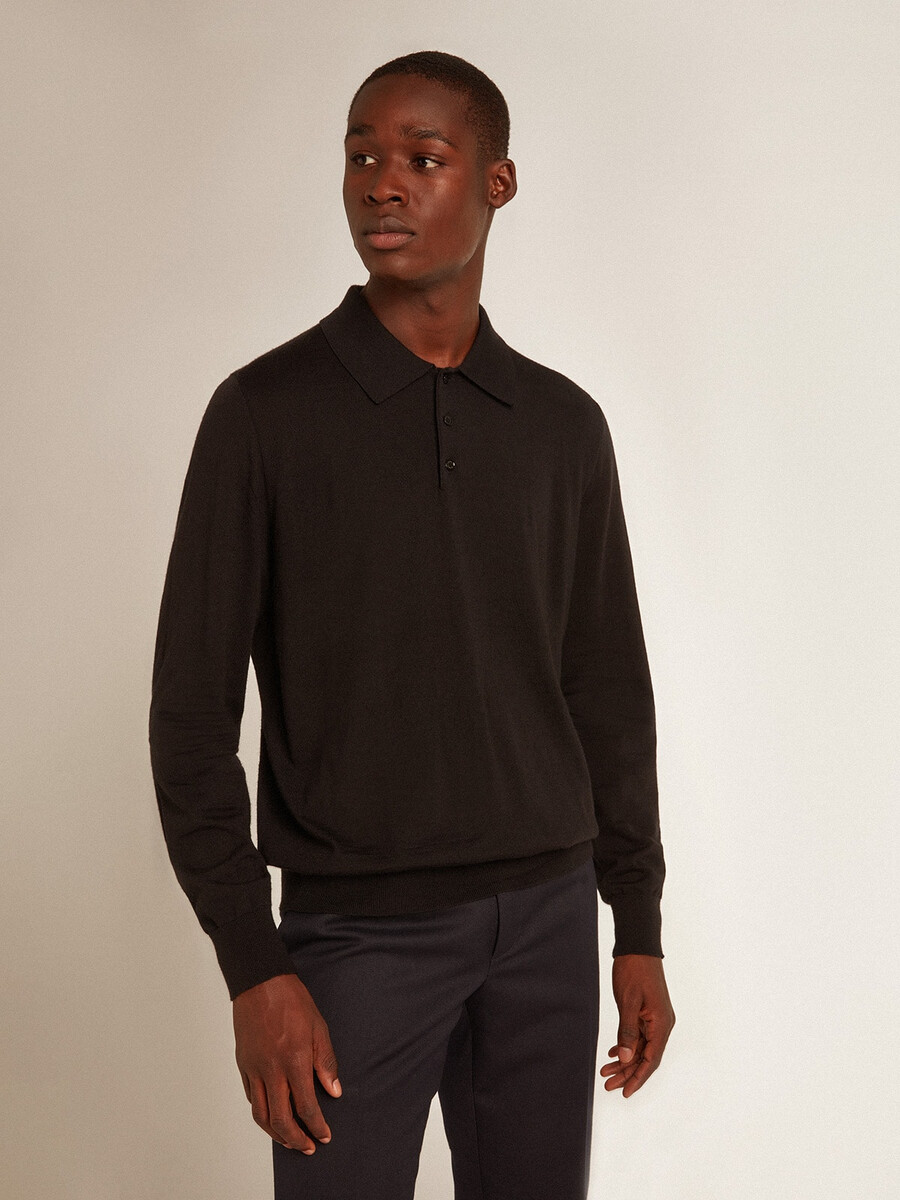 polo shirt met lange mouwen voor heren gemaakt van zwarte merinowol.