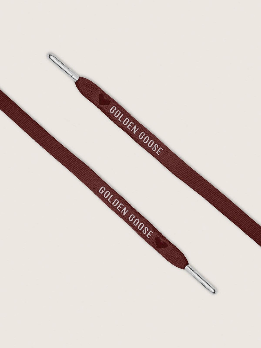 burgundy ltd veters met geborduurde hartjes en contrasterend logo
