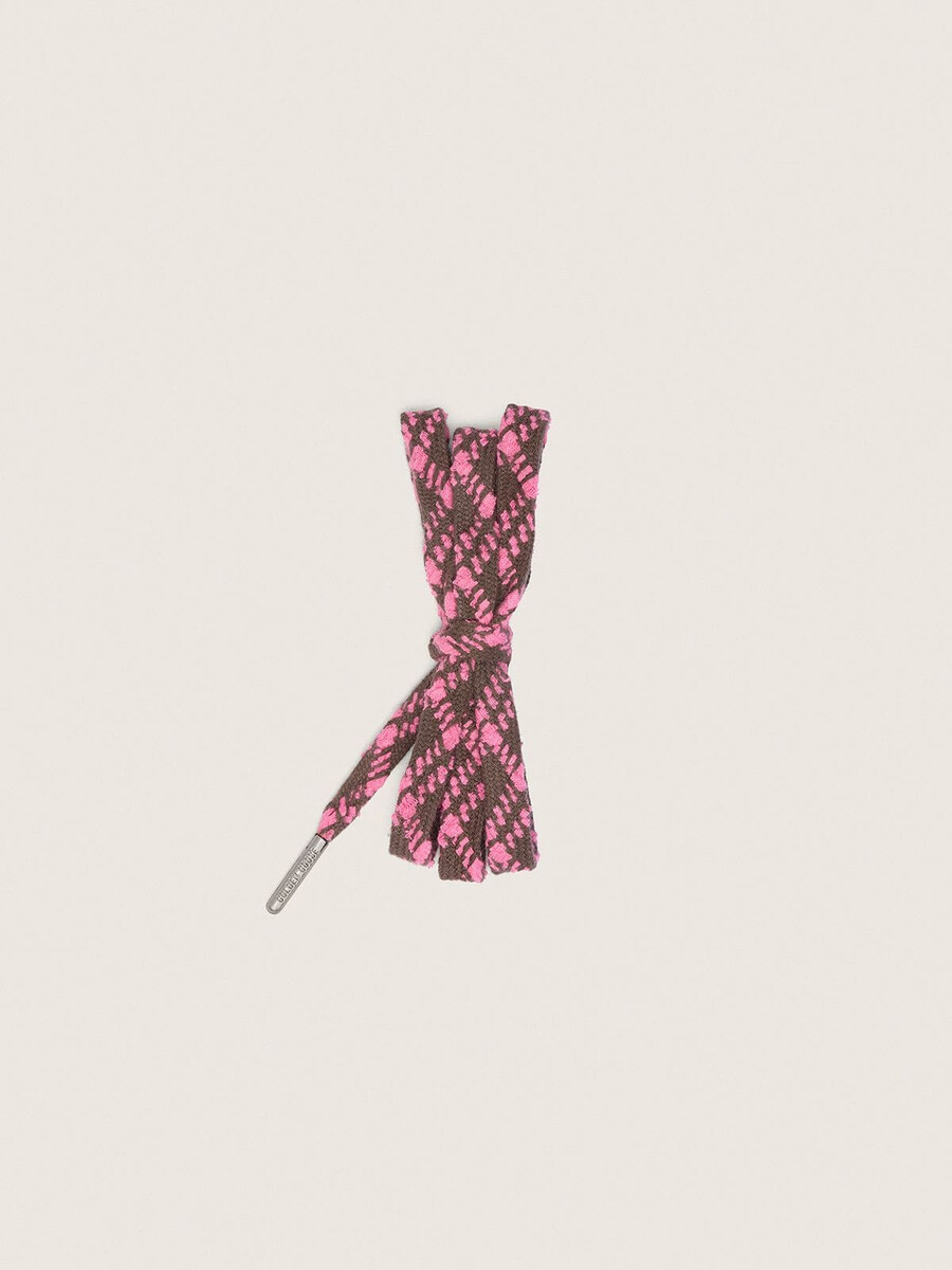 donkerbruine en roze tartan veters