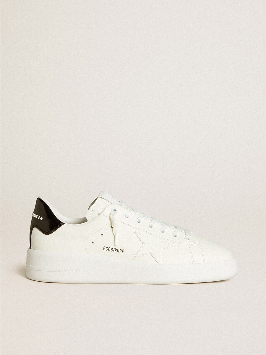 heren purestar met leren ster en hielstuk van zwart lakleer.