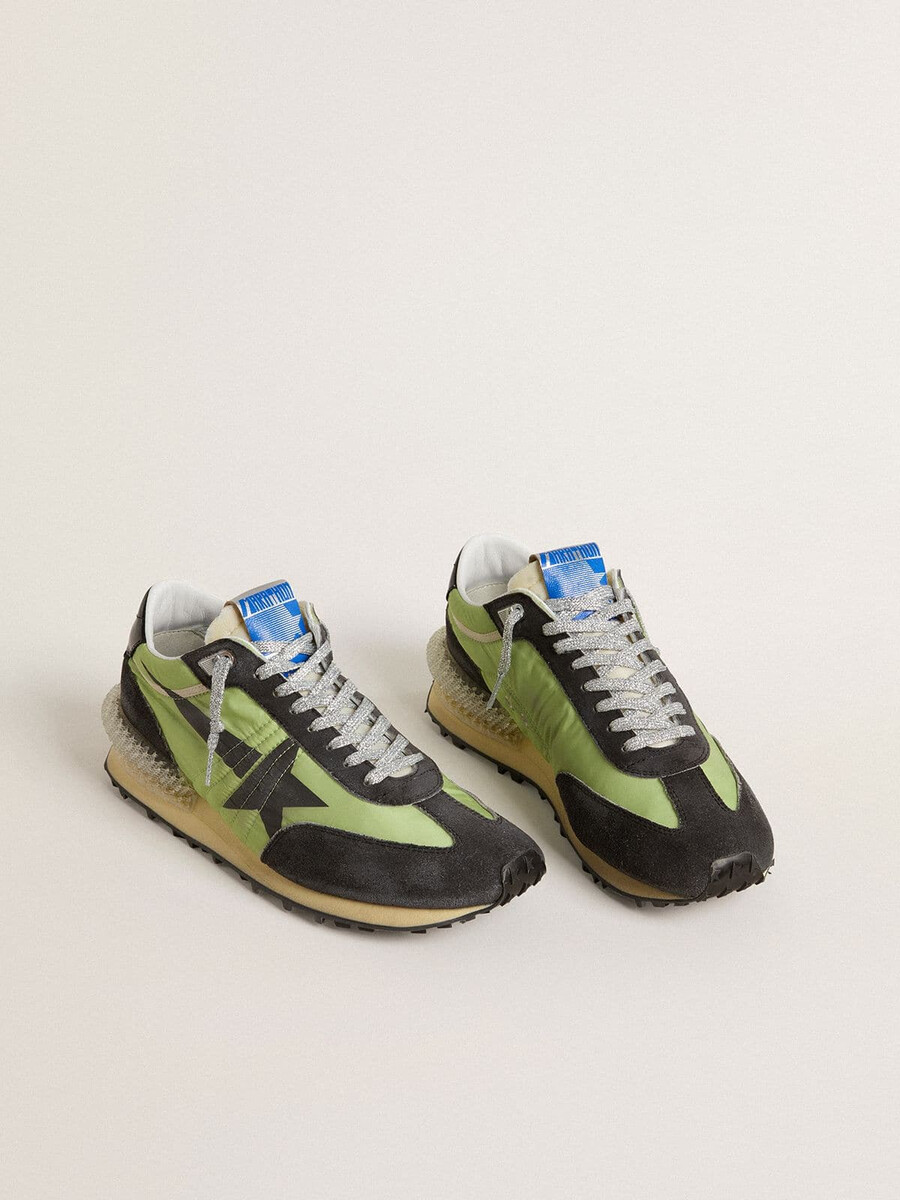 marathon herenschoen met groen nylon bovenwerk en zwarte ster