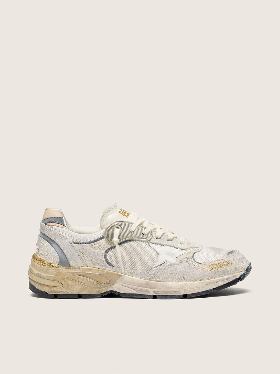 dad-star herenschoen van suède en mesh met witte leren ster en beige leren hielstuk.