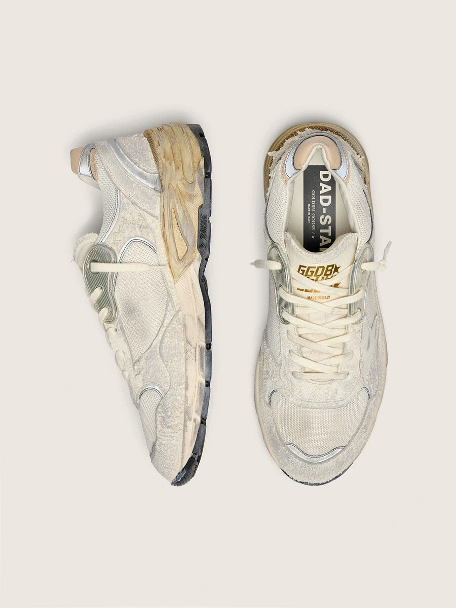 dad-star herenschoen van suède en mesh met witte leren ster en beige leren hielstuk.