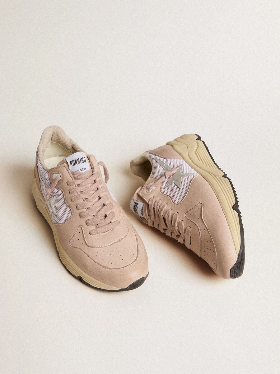dames hardloopschoenzool van mesh en nubuck met zilverkleurige metallic leren ster.