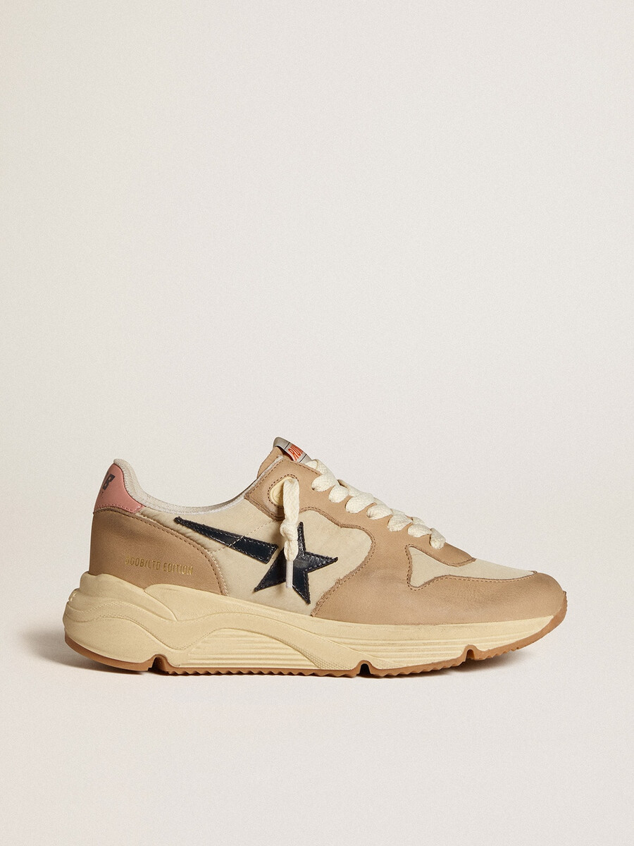 running sole ltd van nylon en nubuck met leren ster en hielstuk.