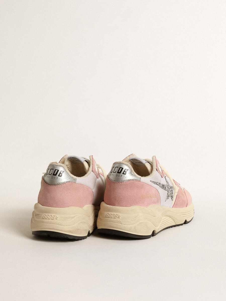 dames hardloopzool van grijs mesh en suède met zilveren glitterster.