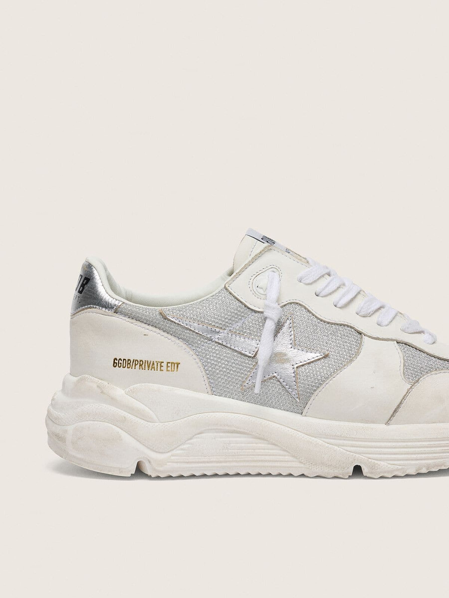 dames hardloopschoenzool van mesh en nubuck met zilverkleurige metallic leren ster.