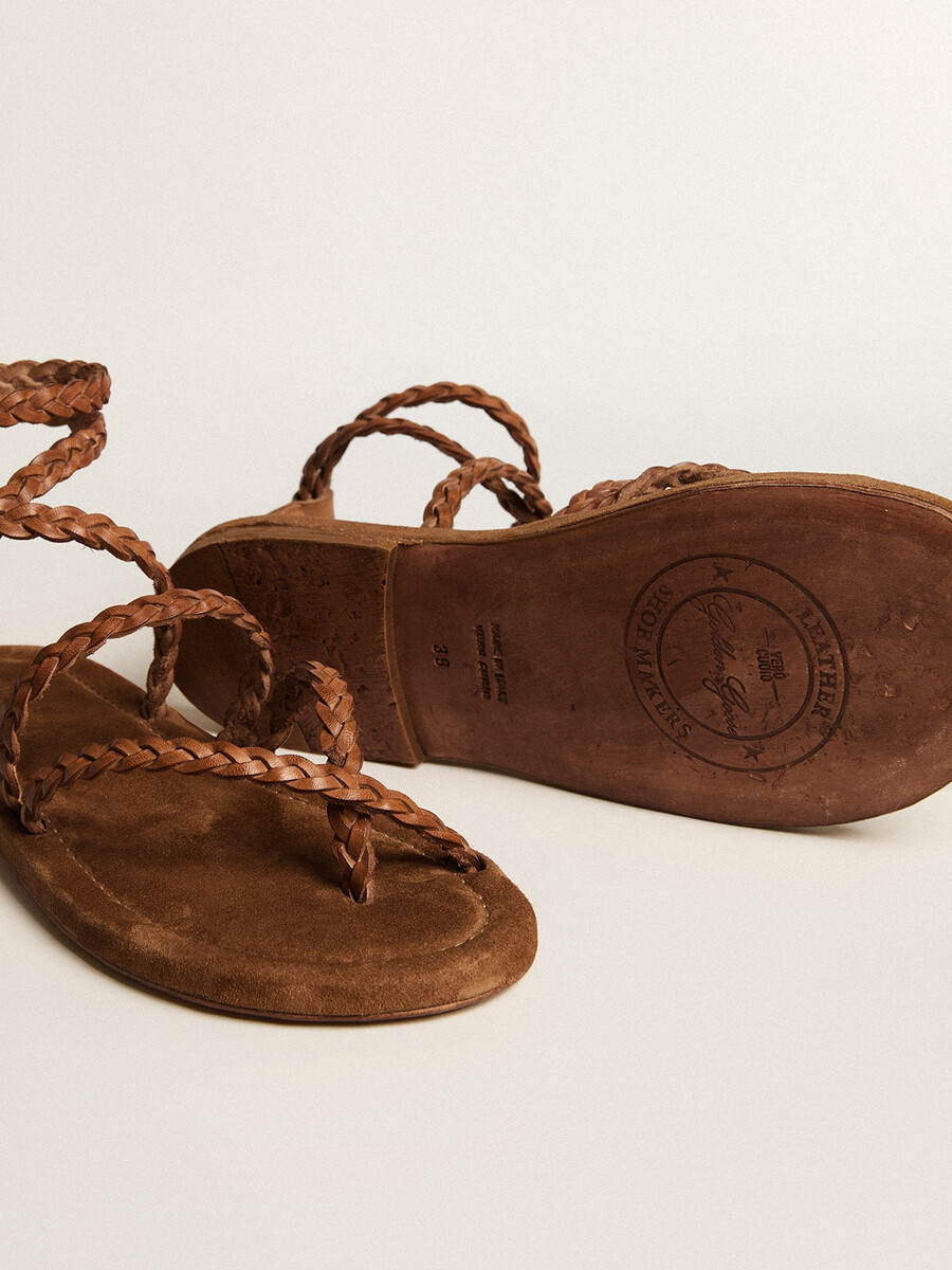 platte penelope-sandalen voor dames in tabakskleurig leer met suède zool.