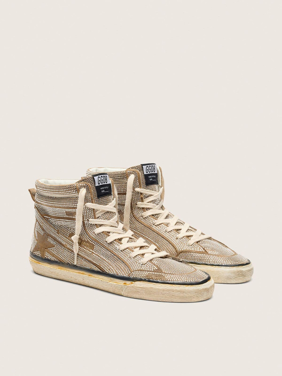 slide lab herensneakers in tabakskleurig suède met kristallen en een tabakskleurige suède ster.