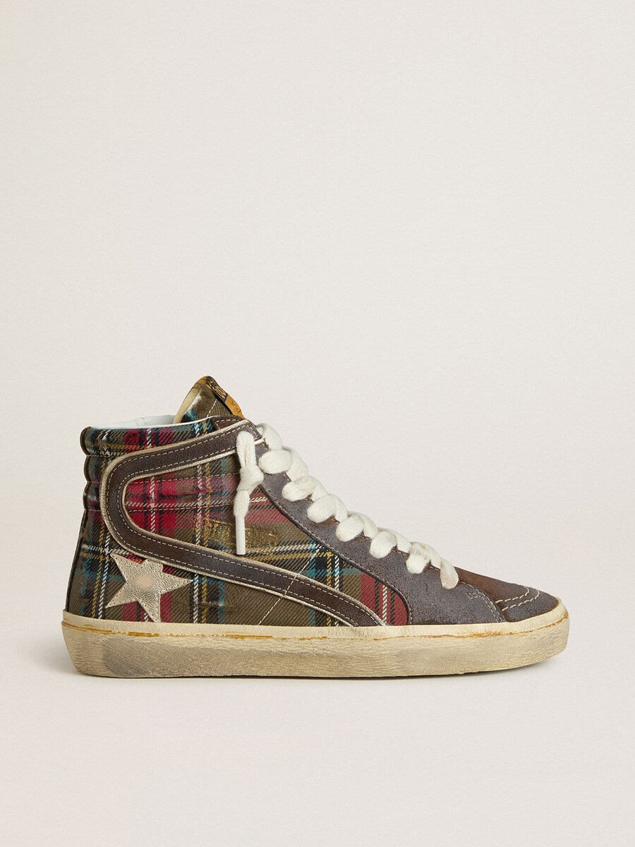 damesslipper in rood tartan met zilveren nappalederen ster en zwarte suède accenten