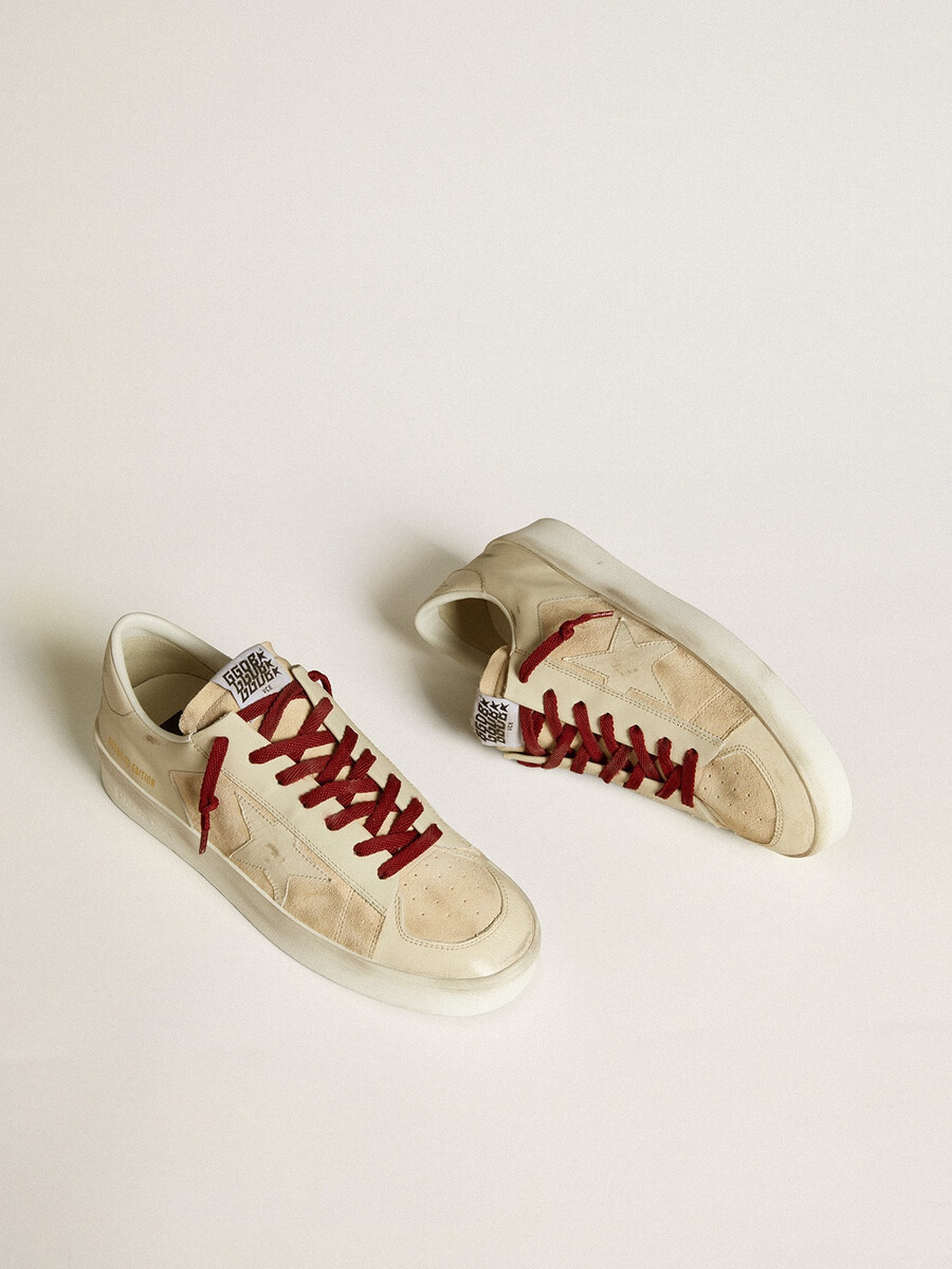stardan ltd herensneakers van suède met een witte lakleren ster en hielstuk.