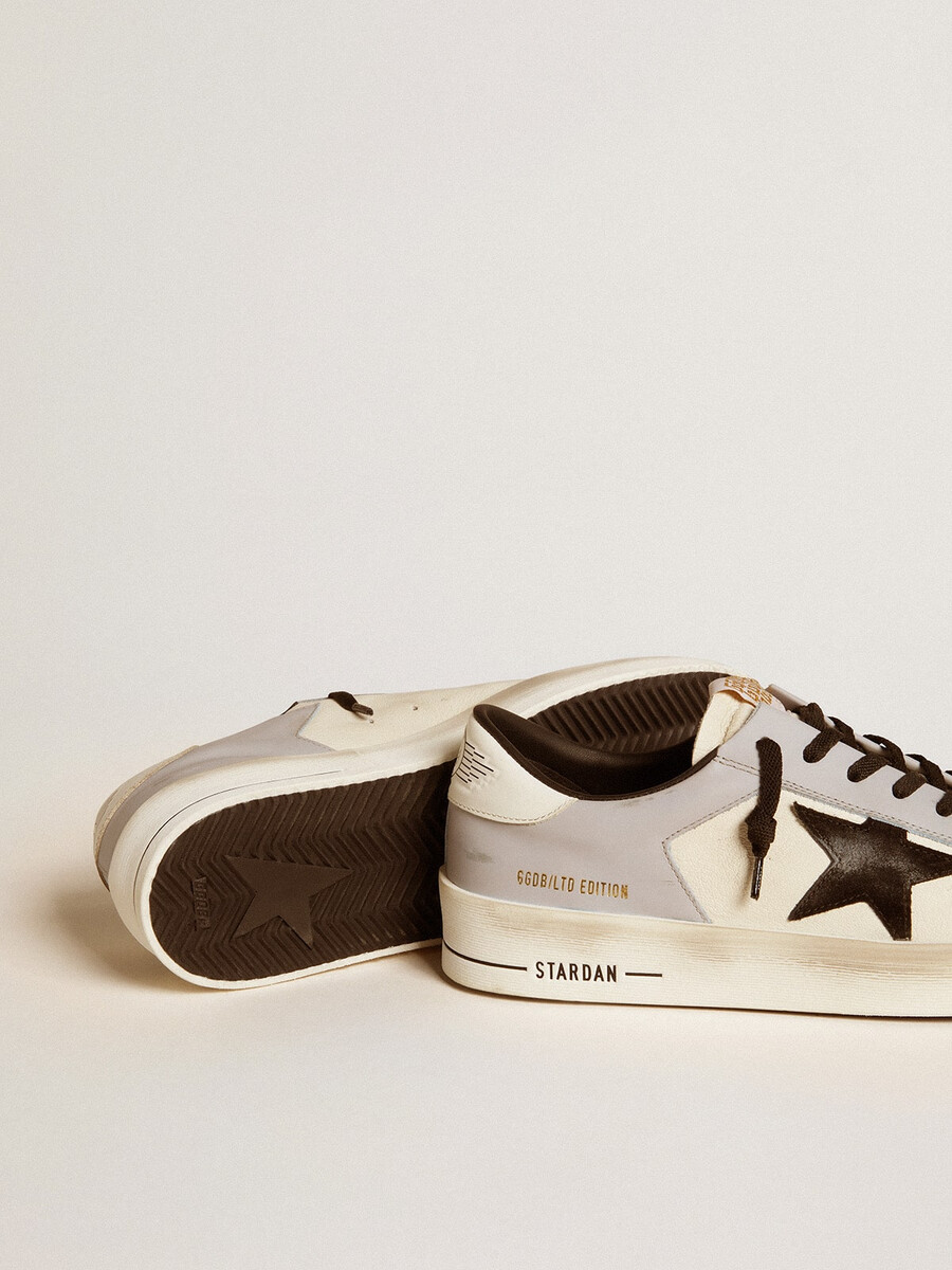 stardan ltd herenschoenen van nappaleer met suède ster en leren hielstuk.