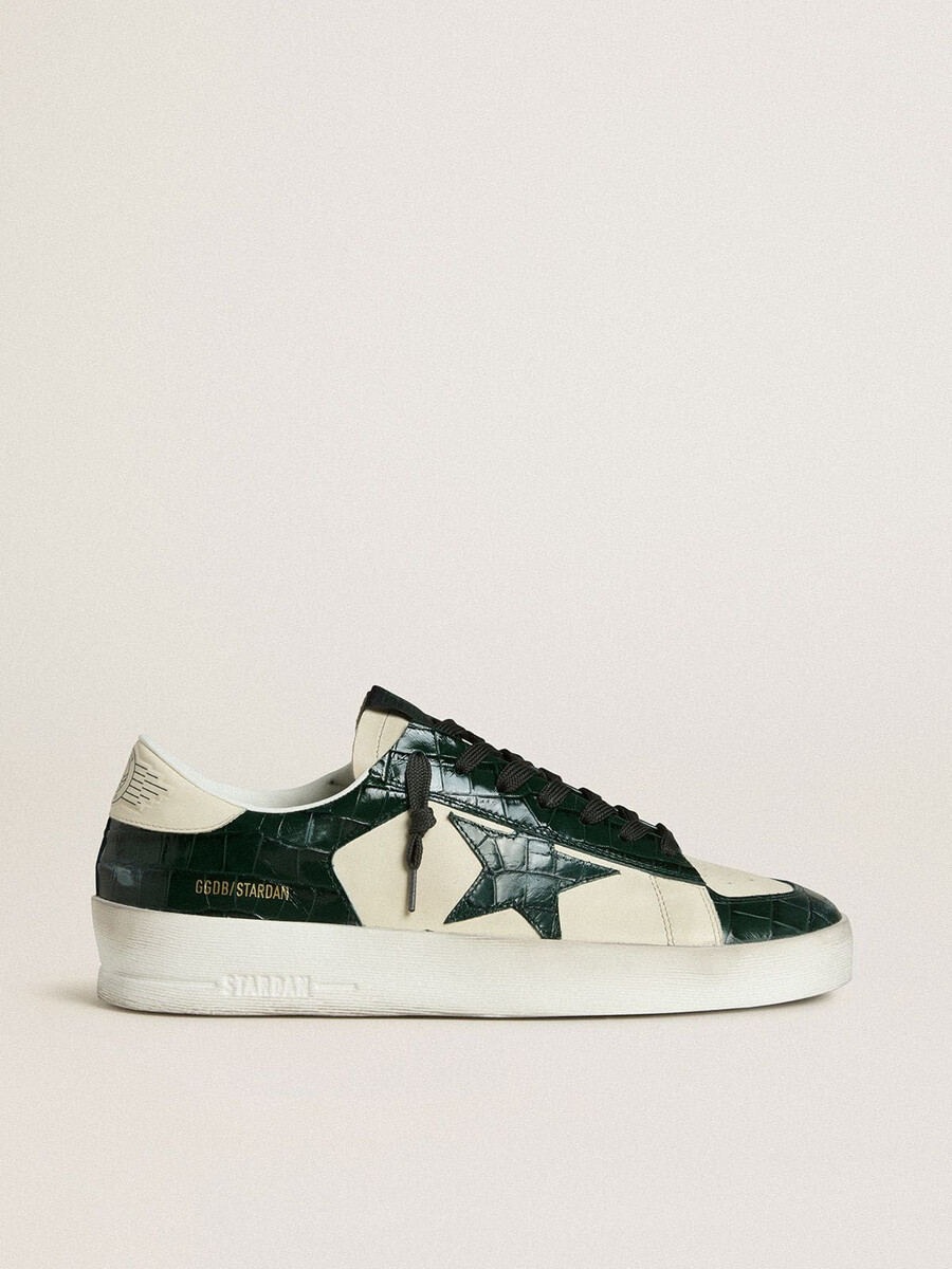 stardan ltd herenschoen in crèmekleurig leer met groene leren ster en inzetstukken met krokodillenprint.