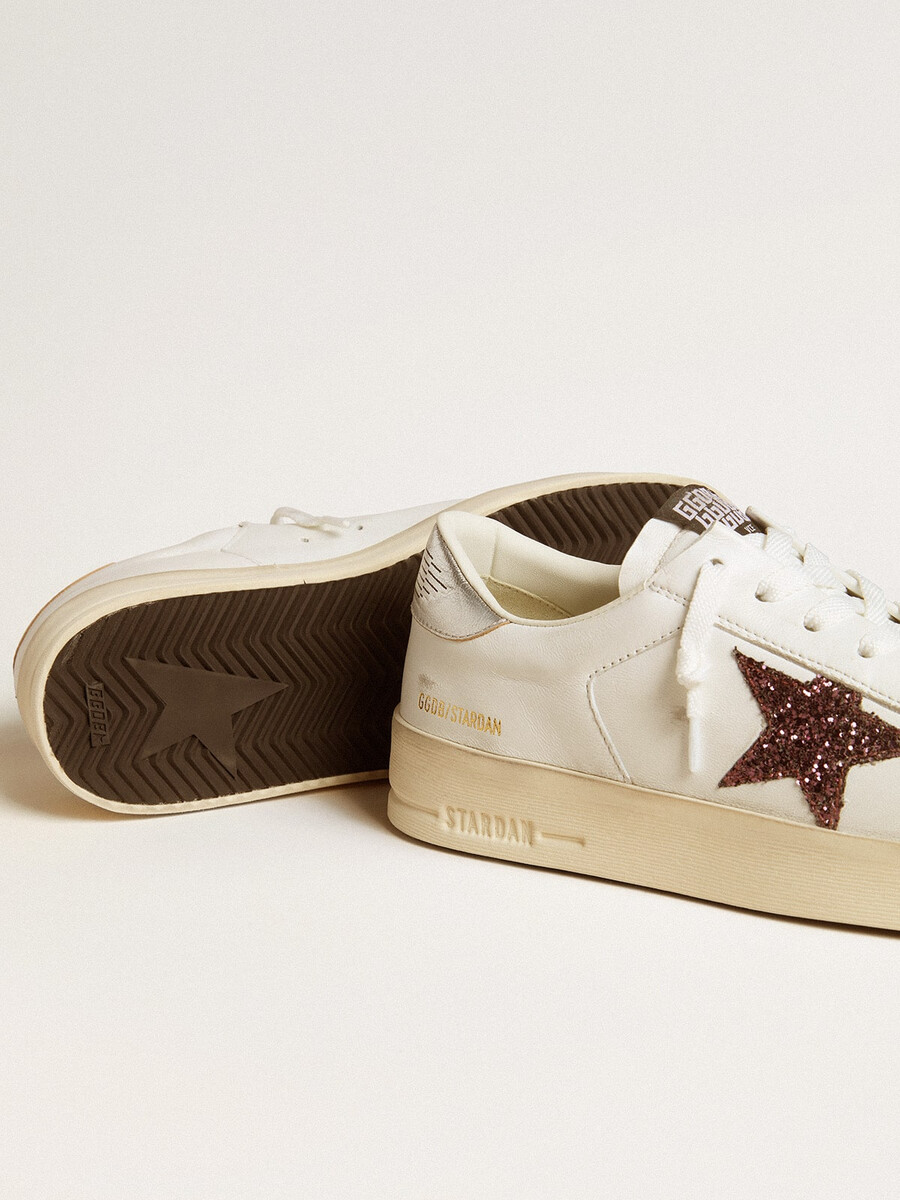 dames stardan in nappaleer met glitterster en metallic leren hielstuk.