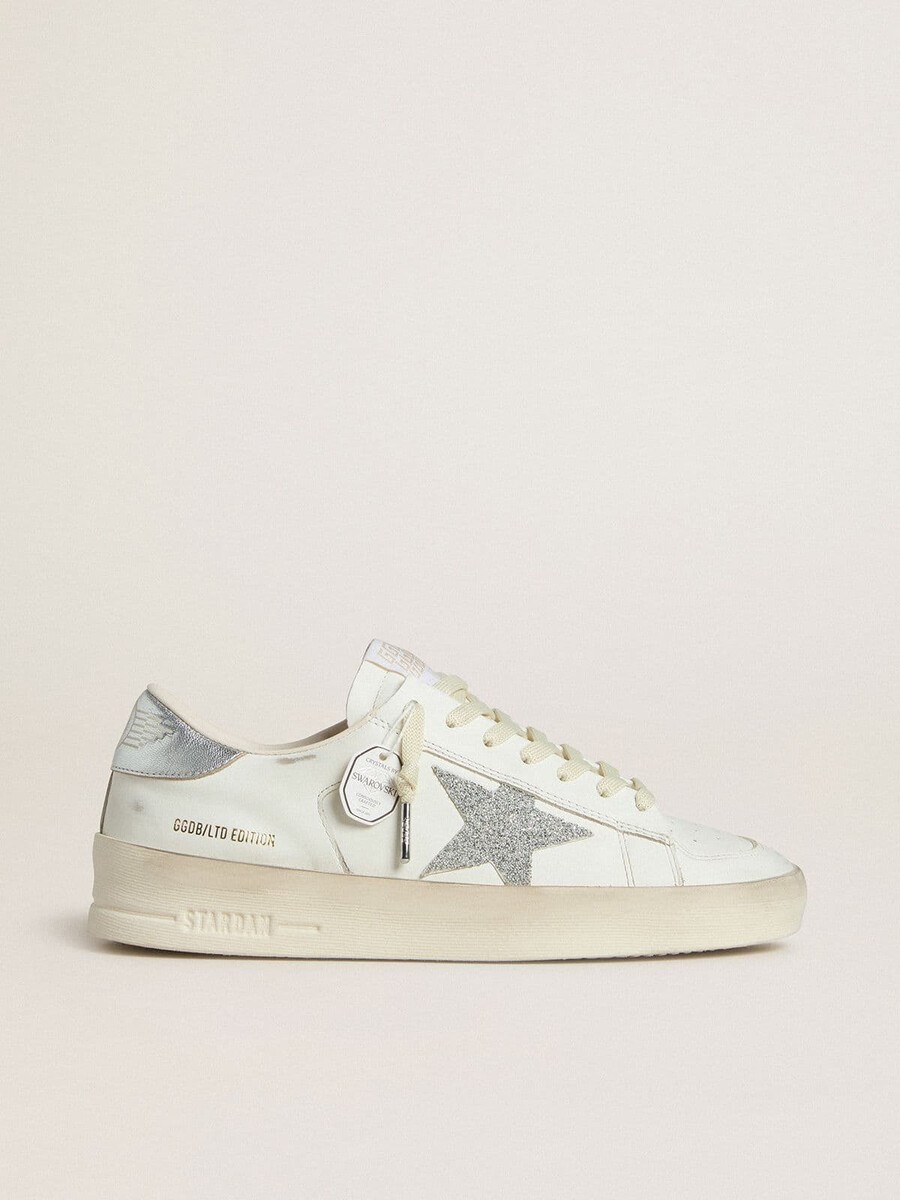 dames stardan ltd met swarovski kristallen ster en metallic leren hielstuk.
