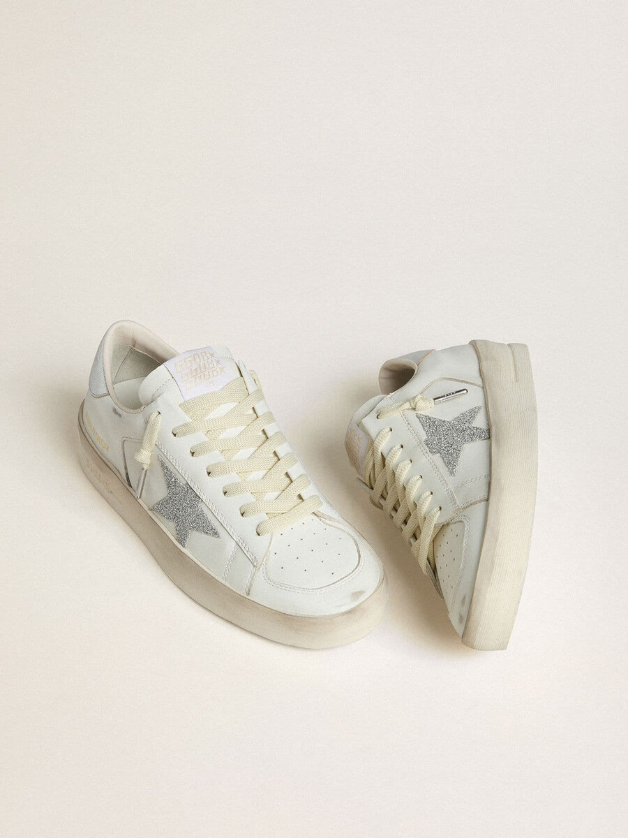 dames stardan ltd met swarovski kristallen ster en metallic leren hielstuk.
