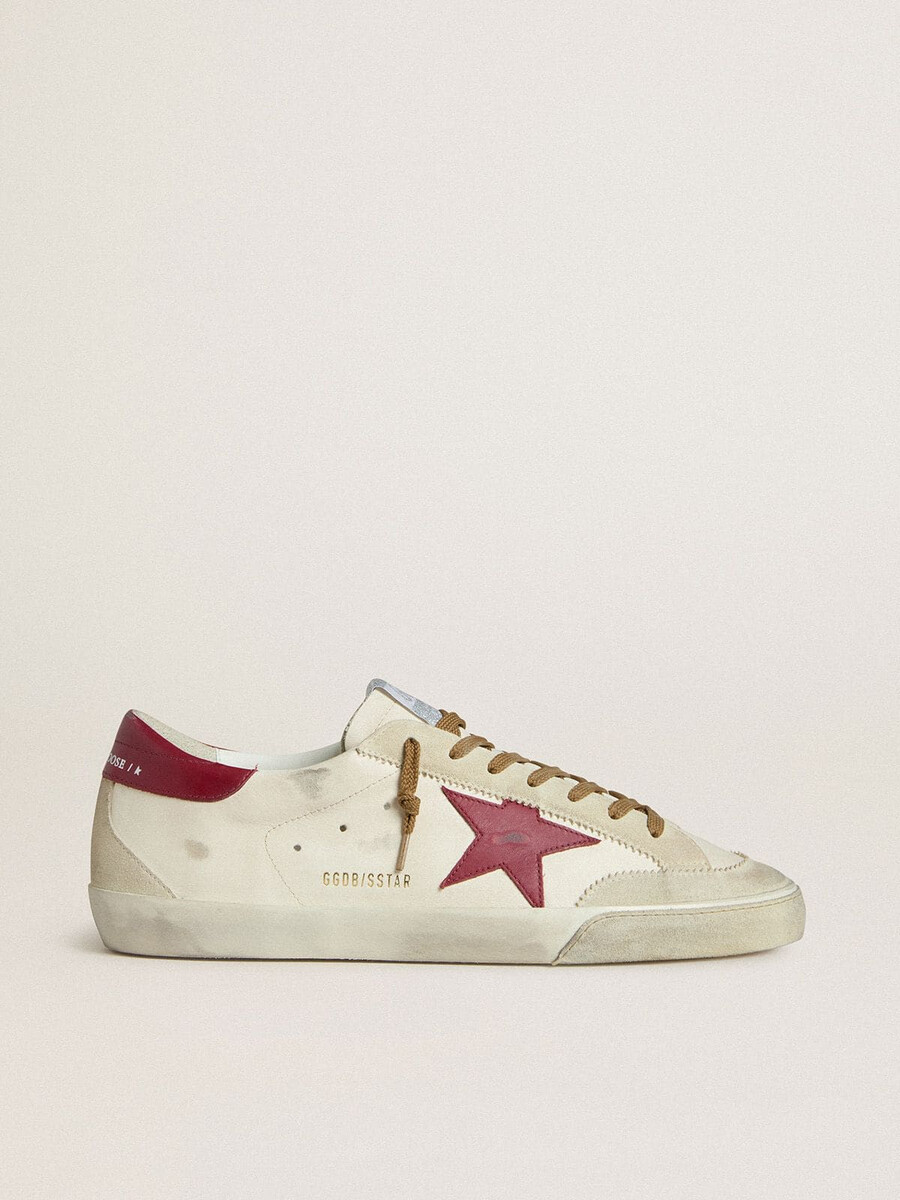 heren super-star met rode leren ster en beige suède inzetstukken.