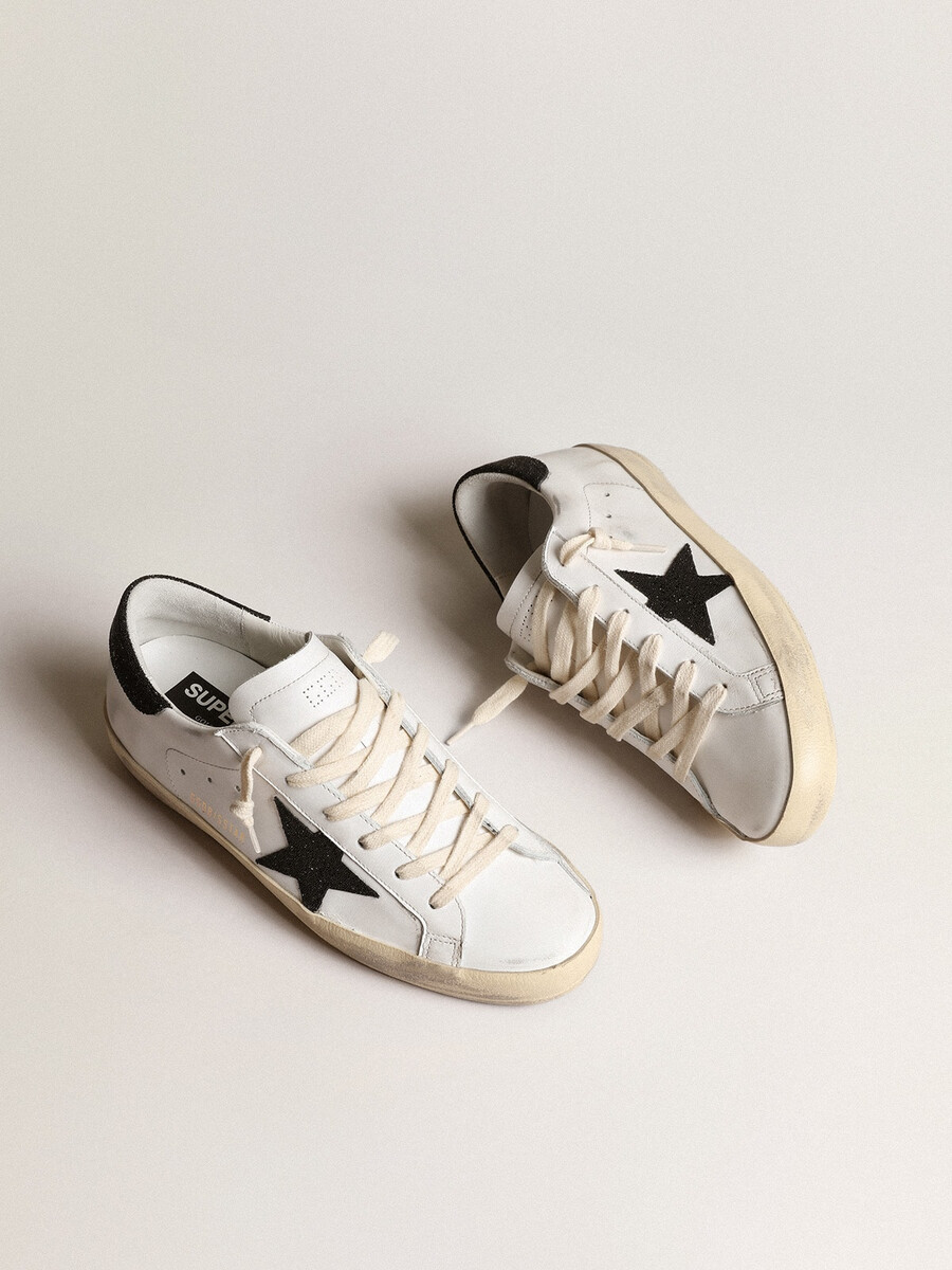 sneaker in zwart met swarovski-kristallen model super-star ltd voor dames