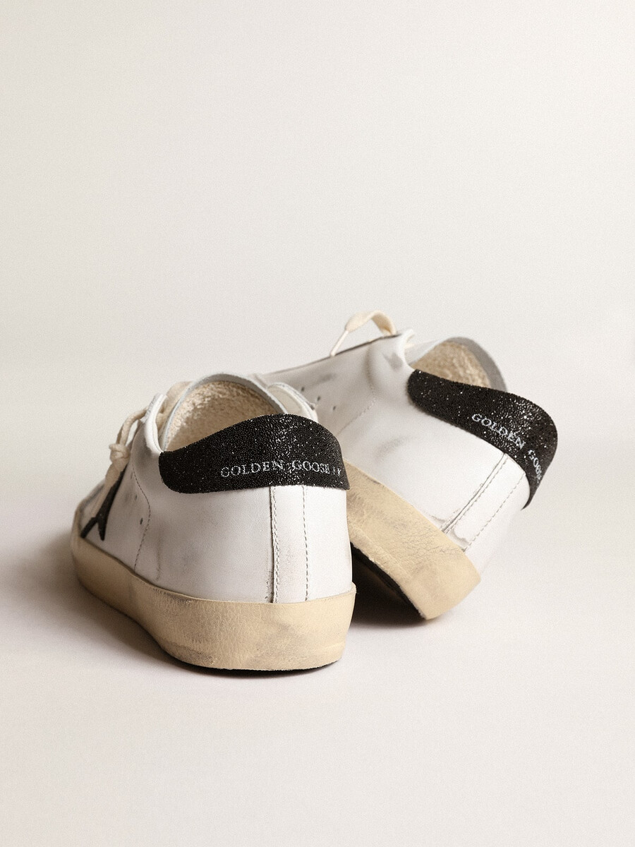 sneaker in zwart met swarovski-kristallen model super-star ltd voor dames