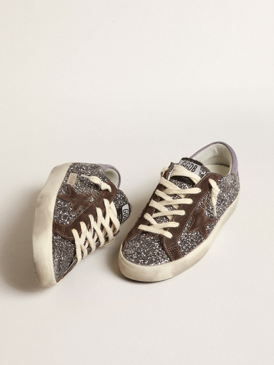 superster in glitter met een bruine ster en lila hielstukje